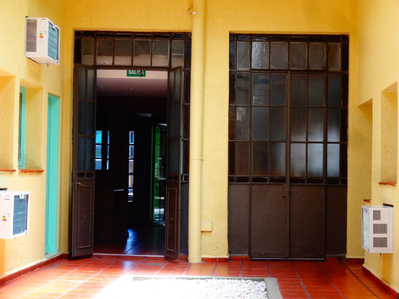 Black Sheep International Hostel Mendoza Ngoại thất bức ảnh