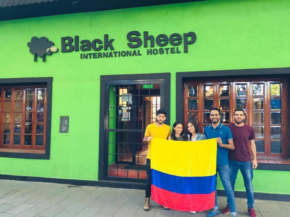 Black Sheep International Hostel Mendoza Ngoại thất bức ảnh